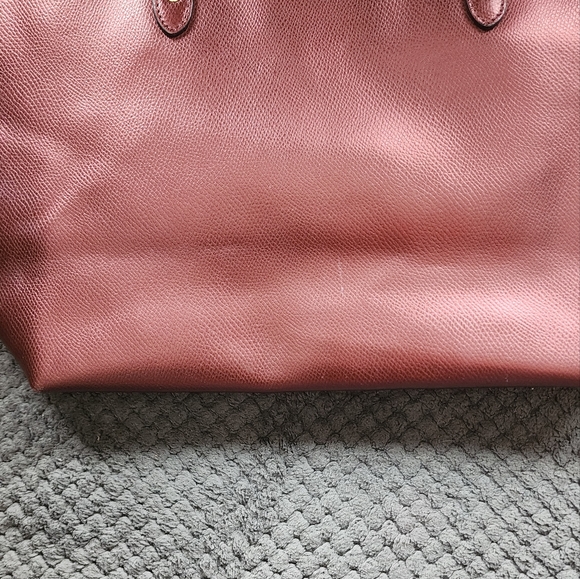 Coach Metallic Cherry City Leather Tote Bag Guc - Picture 9 of 10